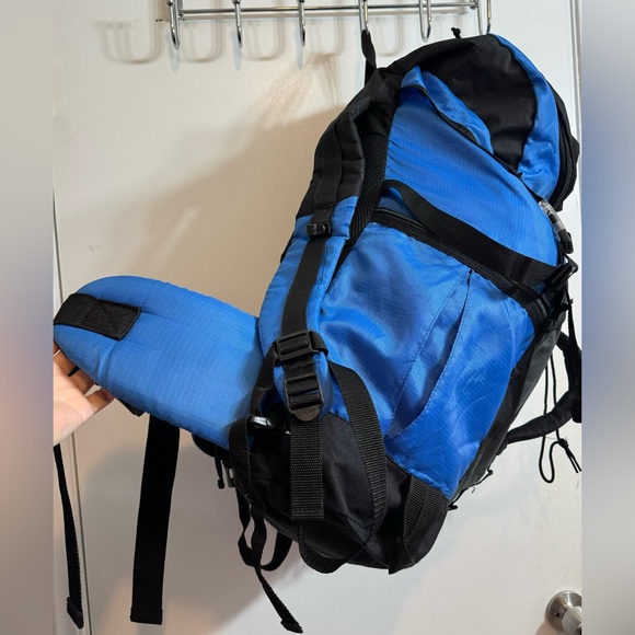 Outdoor Products Hiking Backpack - Picture 4 of 10